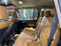 تۆیۆتا لاند کروزەر